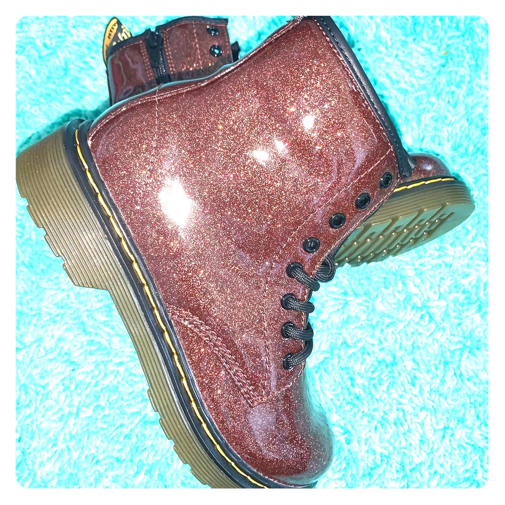 Dr.Martens (AirWair)